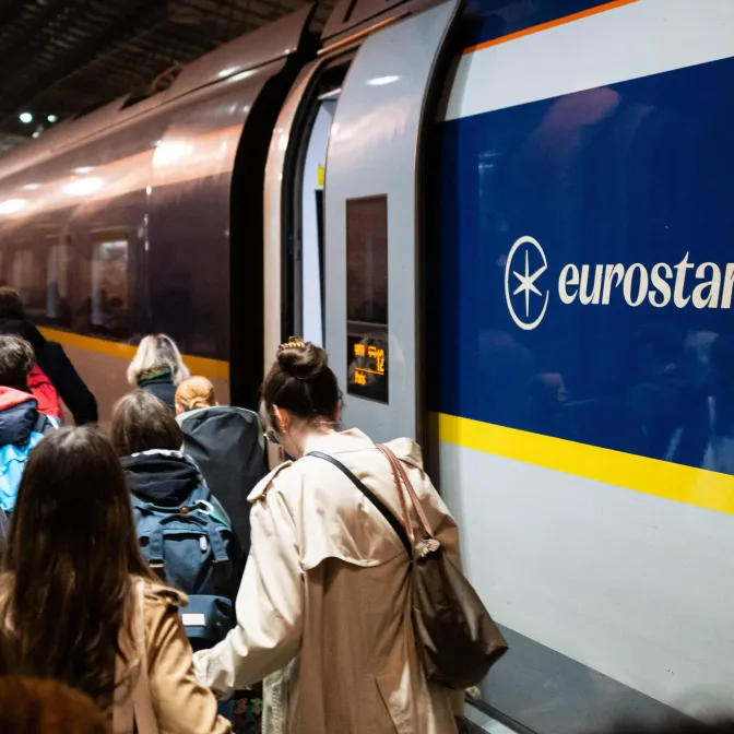 Eurostar annonce la suspension de «tous les trains entre Londres, Paris, Amsterdam et Bruxelles» jusqu'à nouvel ordre