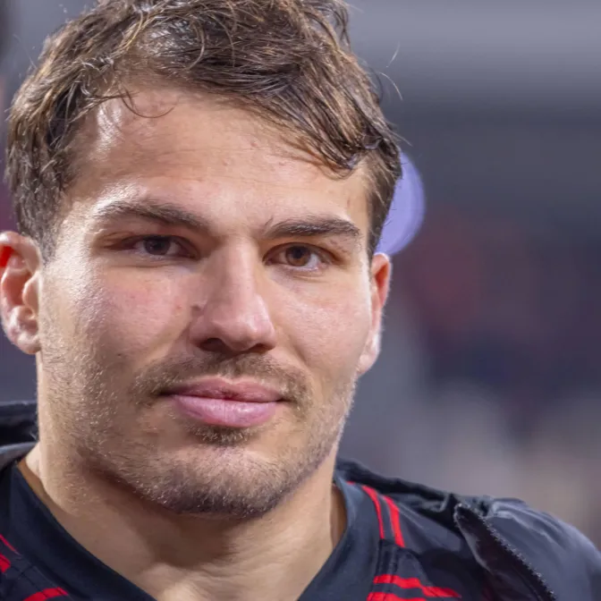 Antoine Dupont du Stade Toulousain lors du match de Top 14 de rugby à XV opposant le Stade Toulousain au Stade Rochelais le 28 décembre 2025.