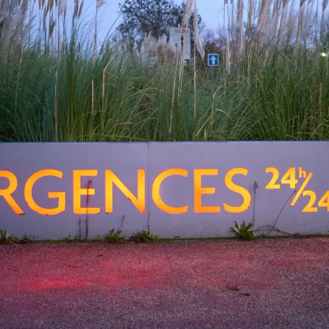 Incendie aux urgences d’Hyères : un patient de 75 ans décède, le service fermé