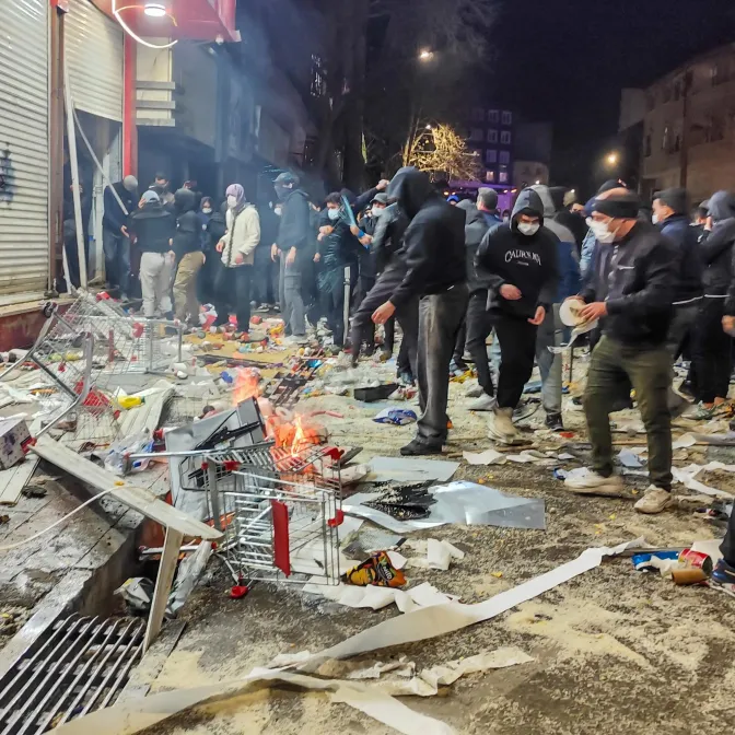 Iran : d'importantes manifestations contre le pouvoir à Téhéran et dans plusieurs villes, Donald Trump menace à nouveau le régime des mollahs