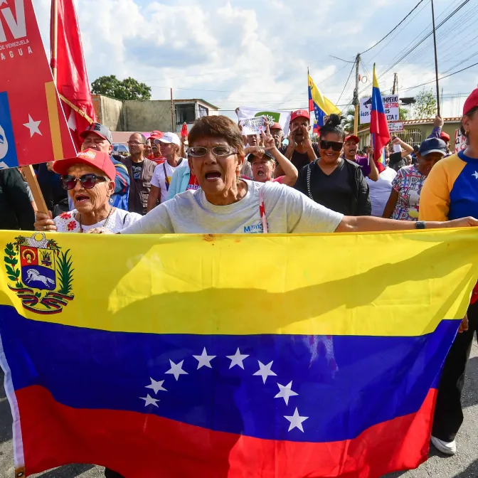 «Ce n'est pas la joie totale» : après la chute de Nicolás Maduro, un Vénézuélien en exile partage son inquiétude