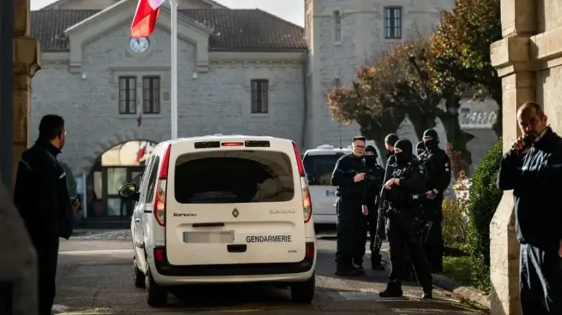 EXTRAIT - Dijon : l'un des deux fugitifs évadés toujours en liberté, le point sur l'enquête