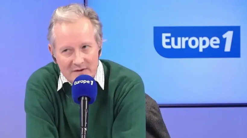 Nouveau porte-avions : oui au projet français, non à un pavillon européen