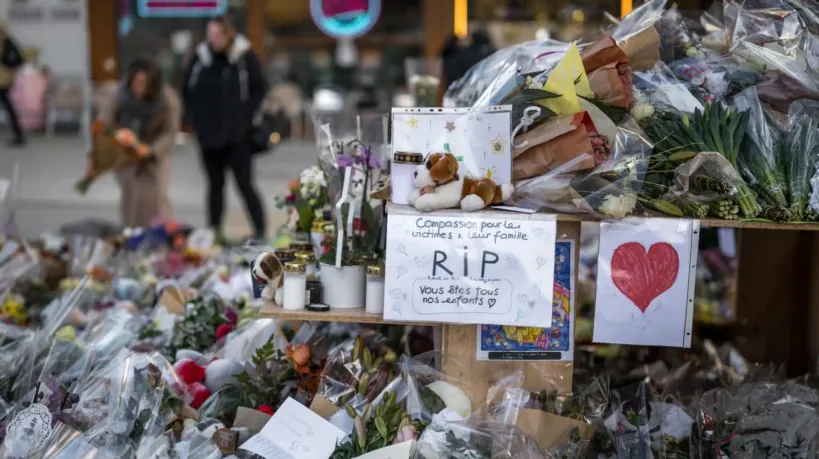 Incendie de Crans-Montana : les gérants assurent qu’ils «ne se déroberont pas à la justice», la colère des familles de victimes monte