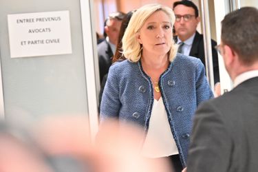 Marine Le Pen à la sortie de son procès le 31 mars 2025