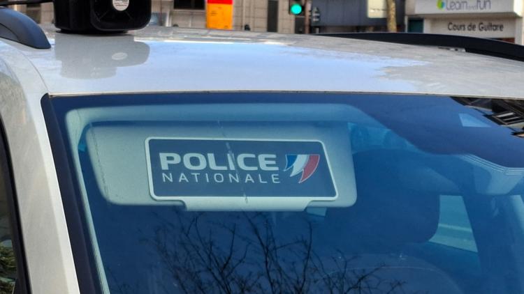 Sucy-en-Brie : une enquête ouverte après la découverte d'un corps dans un appartement, la police envisage un matricide