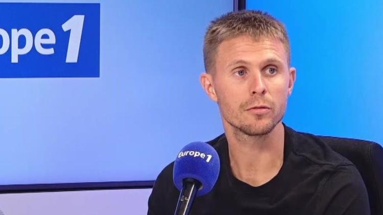 France-Espagne : comment les Bleus se préparent-ils avant les grands matches ? Les explications du footballeur Arnaud Souquet