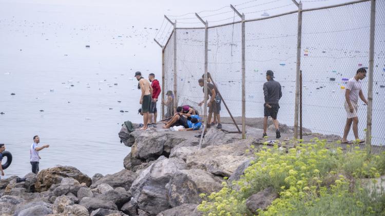 Crise migratoire à Ceuta : pourquoi l'Espagne conserve son enclave au Maroc ?