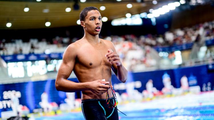 Photo: europe1.fr 16-Year-Old Sauveur Cristofini Becomes Youngest French Medalist at European Swimming Championships alongside Léon Marchand