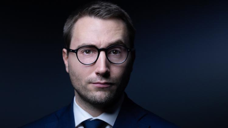 Incendies : «Emmanuel Macron est le premier pyromane de France», lâche Antoine Léaument
