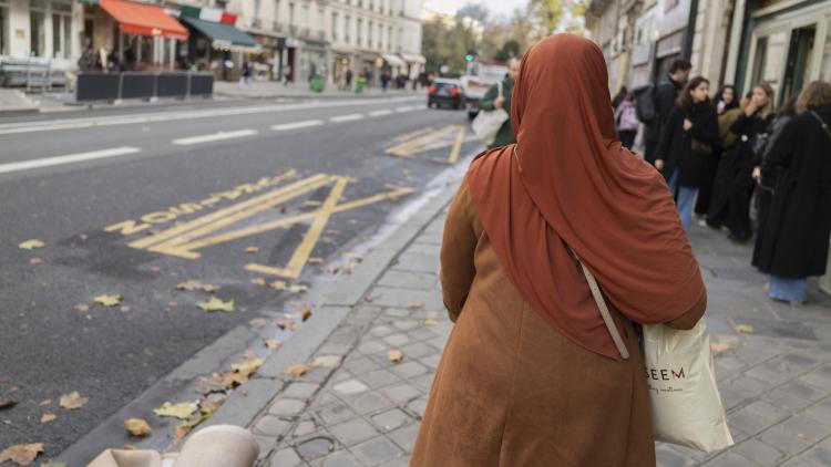 Proposition du RN sur le voile : «Un choix de société, pas une police du vêtement», selon le député UDR Antoine Valentin