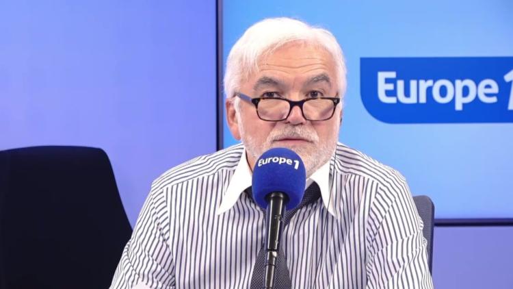 «Il est quand même extraordinaire ce président...» : Pascal Praud ironise après la prise de parole de Macron sur l'affaire Bardella